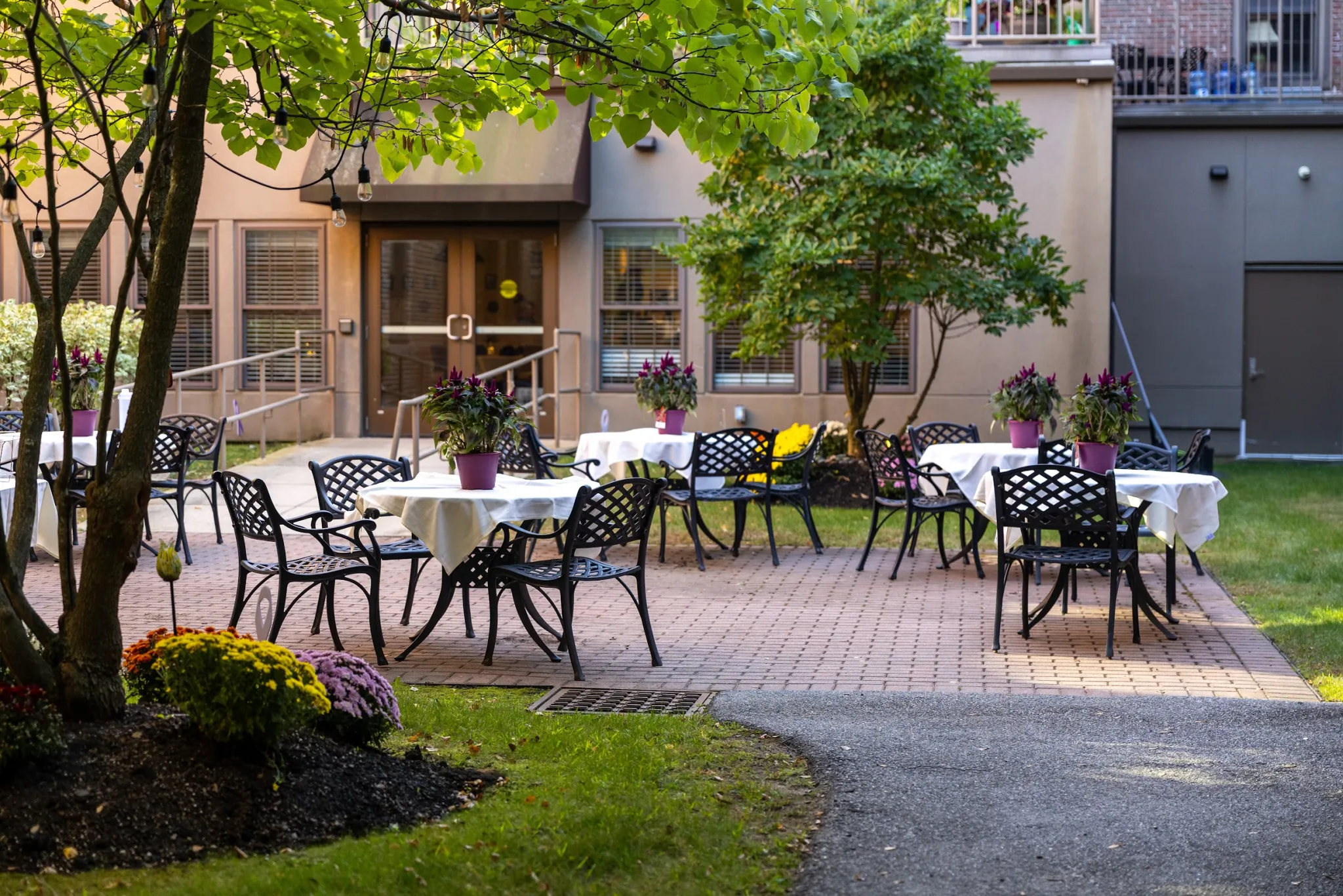 https://www.jaybirdseniorliving11.net/wp-content/uploads/2026/03/Parc-GP-2025-07.webp