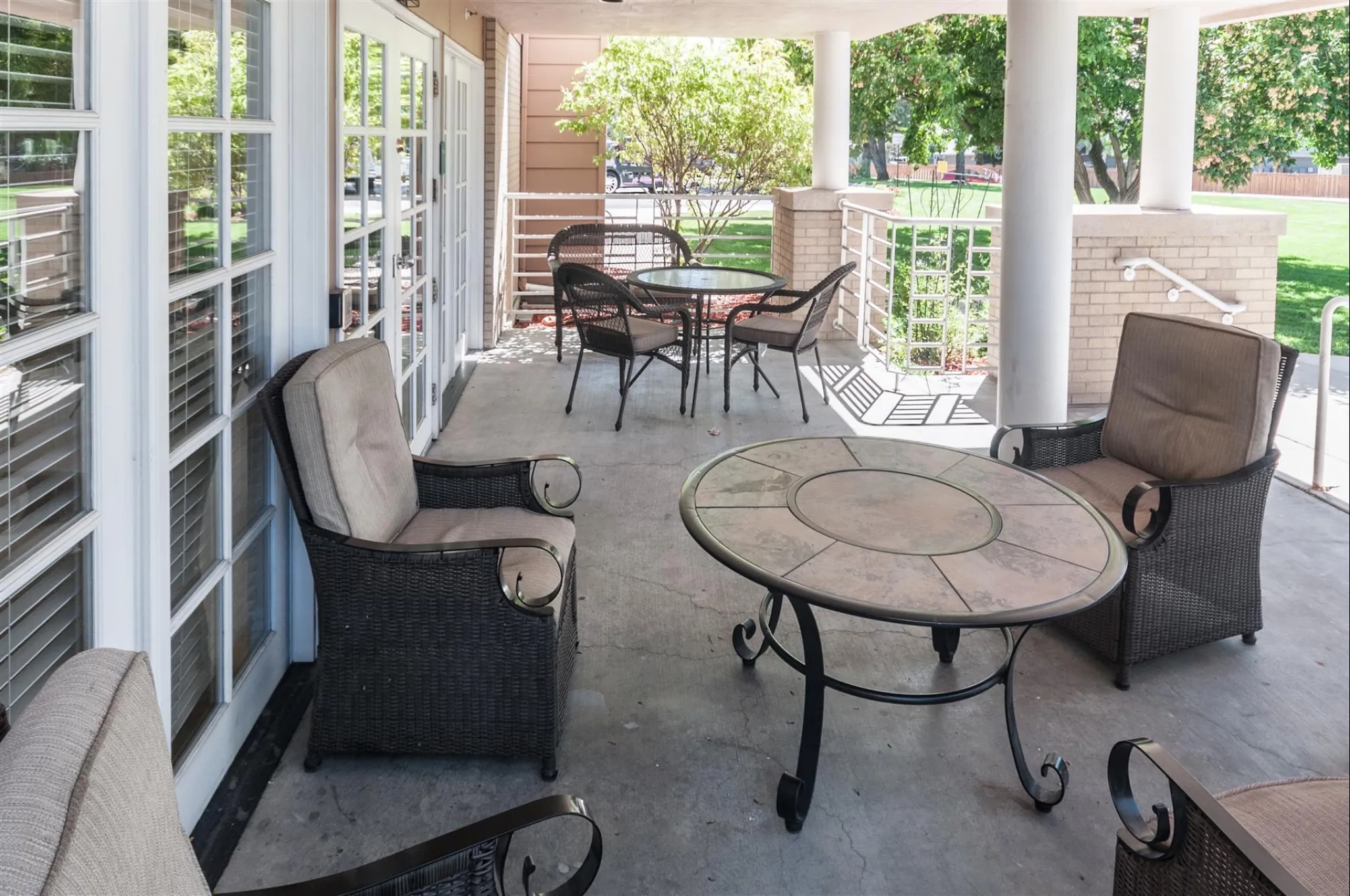 https://www.jaybirdseniorliving11.net/wp-content/uploads/2026/05/grand-villa-assisted-living-exterior.webp